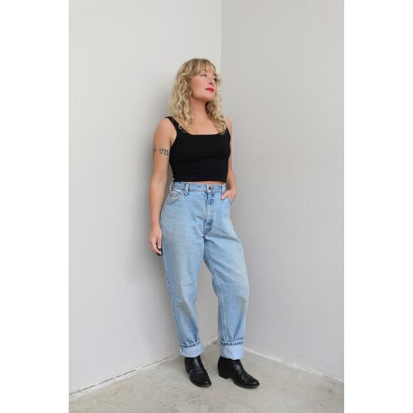 1990's Vintage Levi's 550 Light Wash Relaxed Fit Jeans Women's LG XL 35" to 36" - Picture 9 of 10